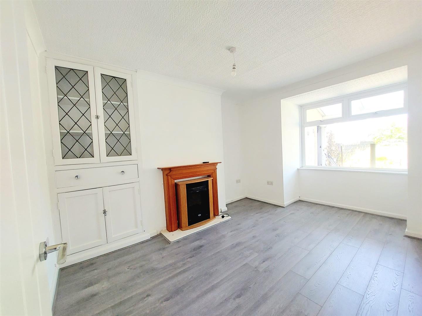 Swansea Road, Gorseinon, Swansea, SA4 4HQ